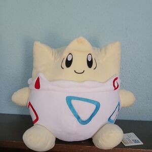 Pokemon Plush Togepi 11'in NWT